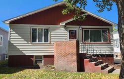 610 S Pearson Ave, Glendive, MT 59330
