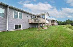 544 Meadow Oak Circle, Fairfax, IA 52228