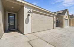 2614 Auburn Street, Lemoore, CA 93245