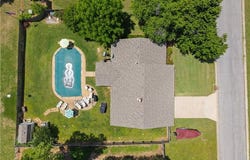 2704 E Phillips AVE, Sallisaw, OK 74955