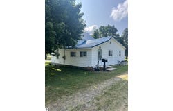 910 E Arcada Street, Ithaca, MI 48847