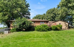 1410 Walnut Lane, Cumming, IA 50061
