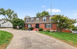 4950 Parish Drive, Roeland Park, KS 66205