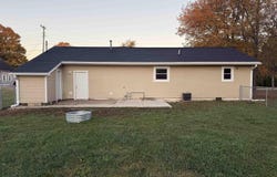 8634 S Vine Street, Straughn, IN 47387