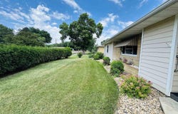 512 Division Ave, Madison, SD 57042