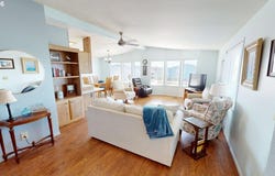 94120 STRAHAN St, GoldBeach, OR 97444