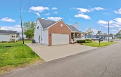 16 Logan Street, Thornville, OH 43076