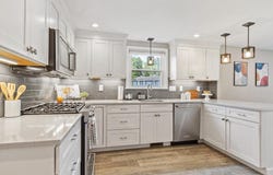37 Newtown Rd, Acton, MA 01720