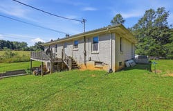 975 Allen Chapel Rd, Hilham, TN 38568
