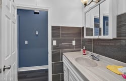 556 Washington Avenue, Albany, NY 12203
