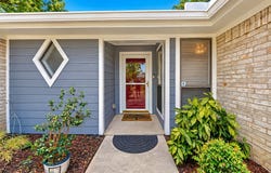 2941 Cresthaven Drive, Grapevine, TX 76051
