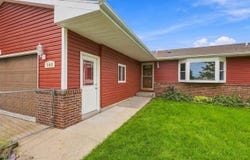 608 E Meyers St, WestLiberty, IA 52776