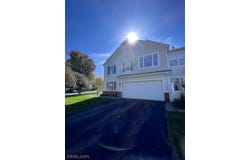 898 Providence Drive, Shakopee, MN 55379