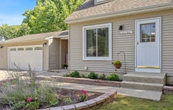 10702 Settlewood Drive SE, Lowell, MI 49331