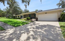 1325 OVERLOOK Drive, MOUNT DORA, FL 32757