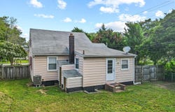 301 LAKEVIEW AVE, EDGEWATER, MD 21037