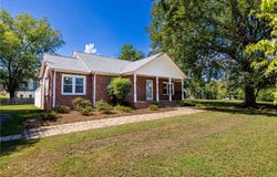 609 Issaqueena Trail, Central, SC 29630