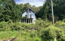 4033 High Point Road, Spring Green, WI 53588