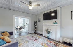 75 Kendall Ave, Bellevue, PA 15202