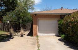 824 W Tennessee Street, Floydada, TX 79235