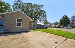 800 Stephanie Court, Virginia Beach, VA 23462