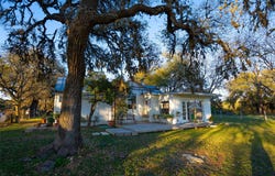 1294 Crabapple Rd, Blanco, TX 78606