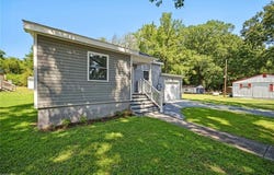 329 Washington Avenue, Franklin, VA 23851