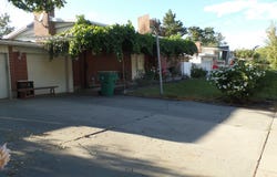 4932 S PINEHILL Dr, Murray, UT 84107