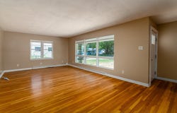 208 S Pine Lane, Carbondale, IL 62901