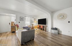 760 E EUGIE Avenue, Phoenix, AZ 85022