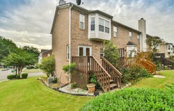 2184 Mill Garden Run, Buford, GA 30519