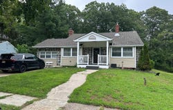 2411 N CUTHBERT Drive, LINDENWOLD, NJ 08021