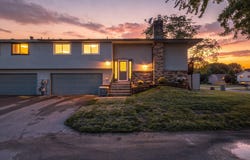 1716 Woodgate Lane, Eagan, MN 55122