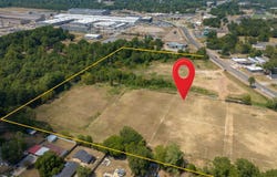 2709 Estes Pwky, Longview, TX 75602