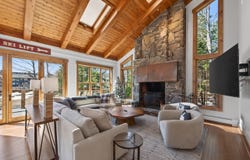 3 Slopeside Road, Dover, VT 05356