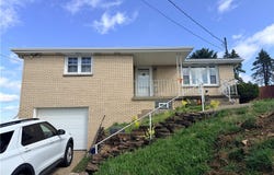 16 Jackson Dr, Monessen, PA 15062