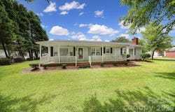 215 W Stevens Street, Kershaw, SC 29067