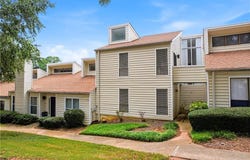 605 Serramonte Drive, Marietta, GA 30068