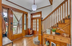 501 SW Western AVE, Topeka, KS 66606