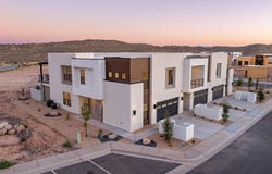 3604 E Amanecer Ln, Washington, UT 84780