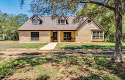 1112 Live Oak Loop, Buda, TX 78610