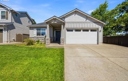 2748 NW WILLIAM Dr, McMinnville, OR 97128