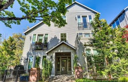 1805 SE MADISON St, Portland, OR 97214