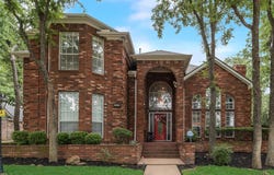 2805 Pine View Drive, Grapevine, TX 76051