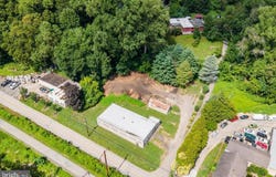 5 RIVER RD, CONSHOHOCKEN, PA 19428