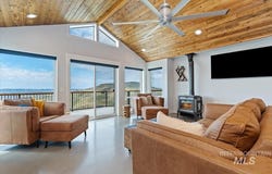 5225 Spring Creek Rd, Emmett, ID 83617-9115