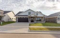 4459 Ewing Drive, Dubuque, IA 52002