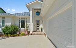 5576 E Bay Blvd, Gulf Breeze, FL 32563