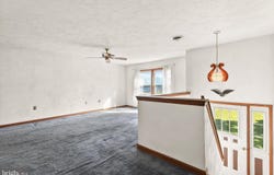 30 SUGARBOOT LN, HANOVER, PA 17331