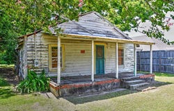 108 S Maple St, Adel, GA 31620